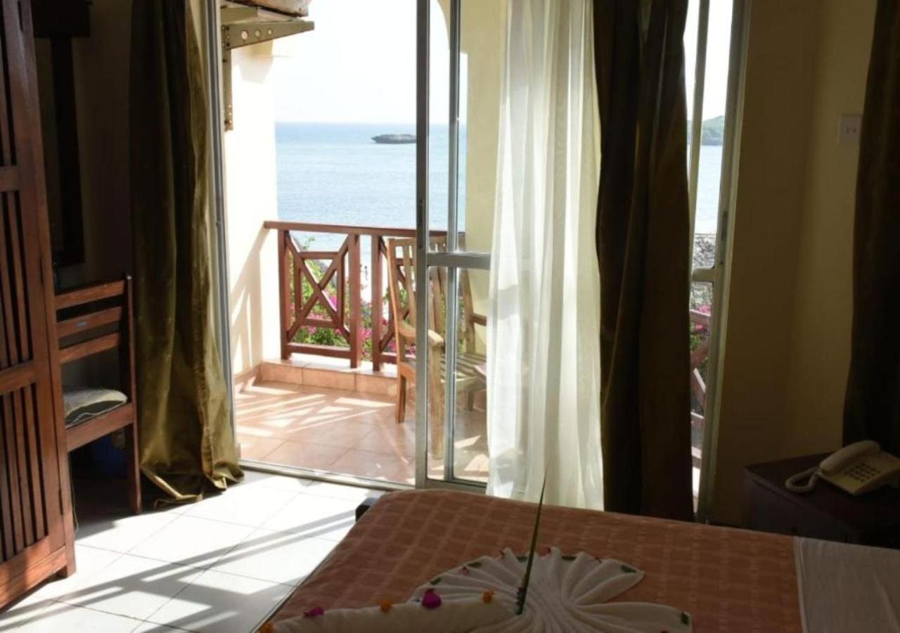 Watamu Adventist Beach Resort Exteriör bild