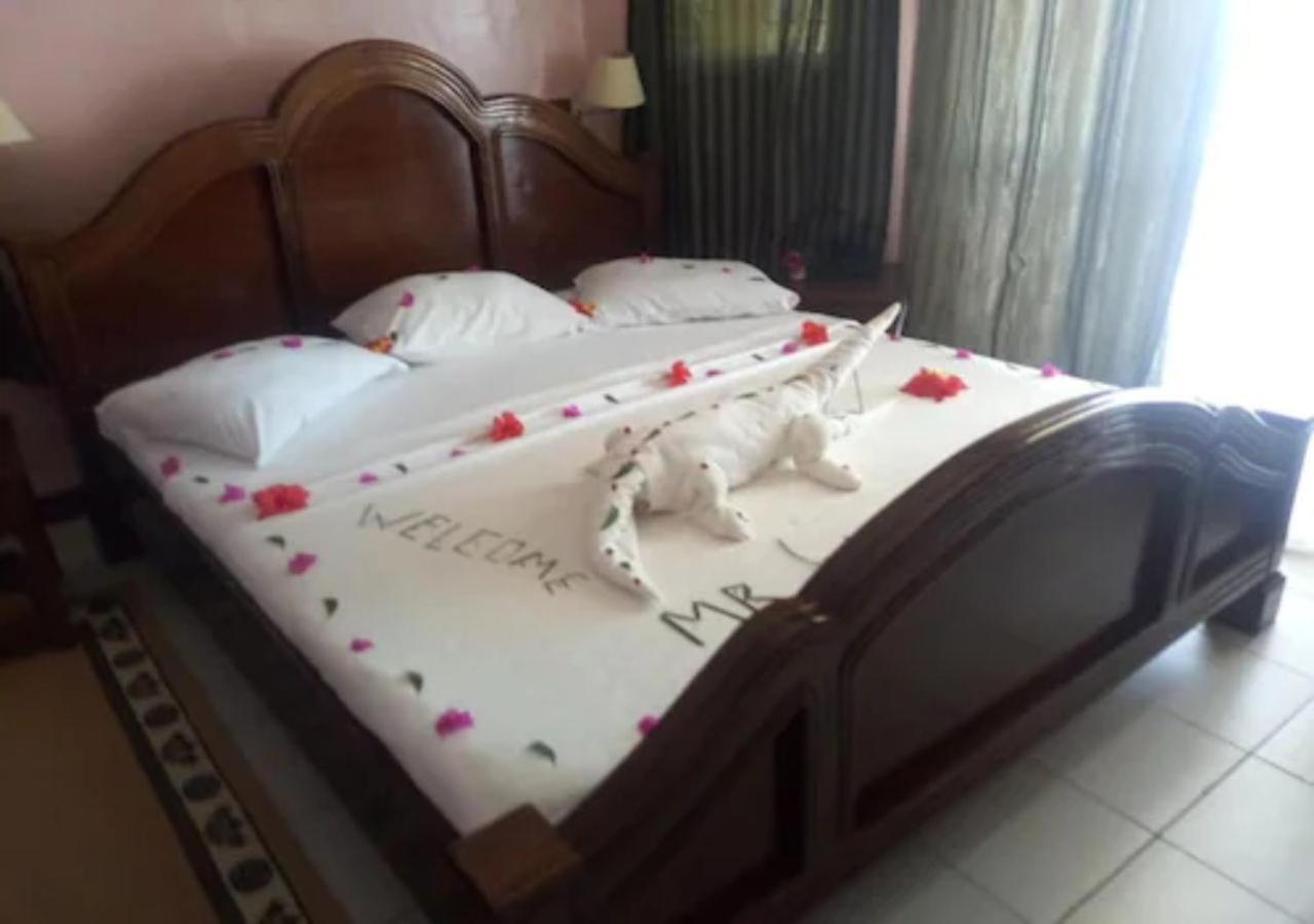 Watamu Adventist Beach Resort Exteriör bild